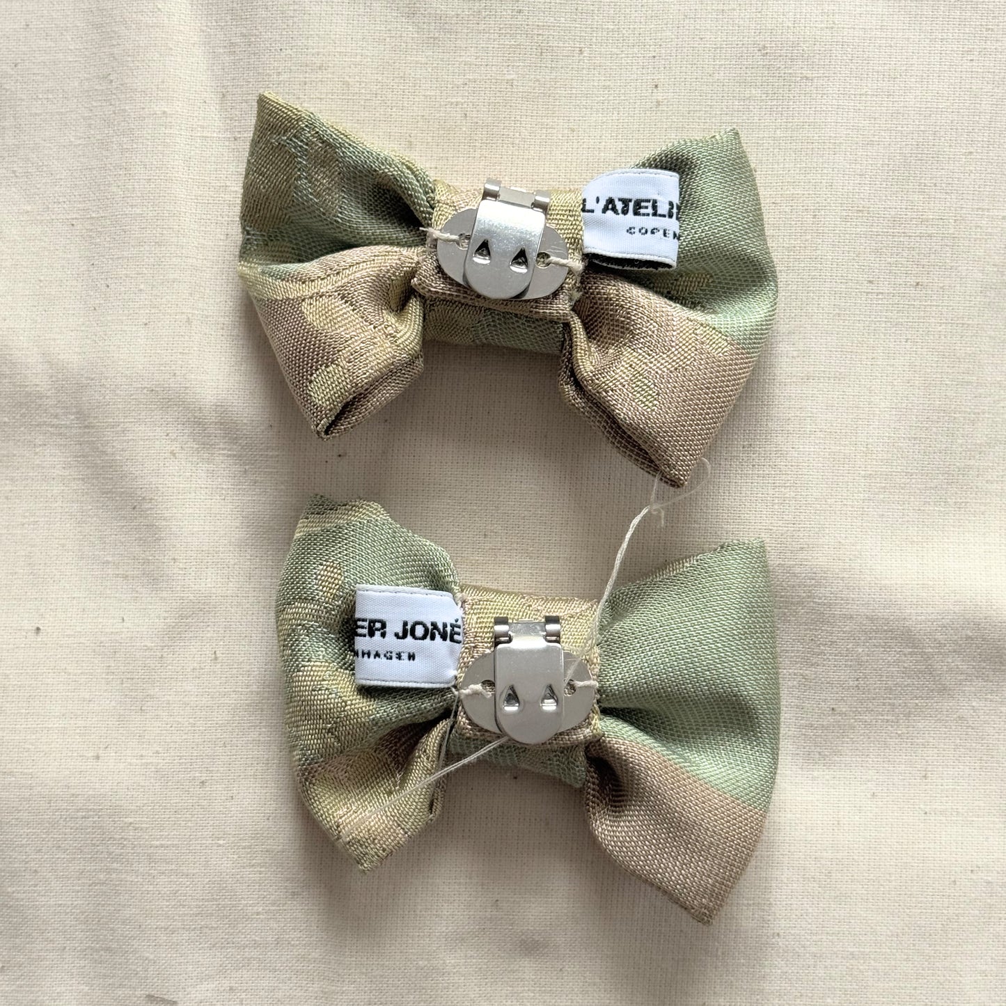 Shoe bows