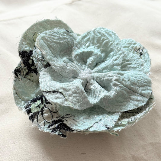 Medium Flower – 14 cm