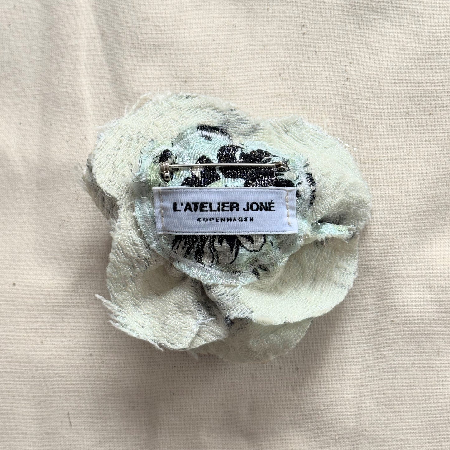 Small Flower – 9 cm