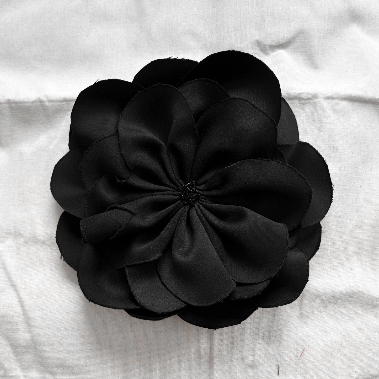 Large Flower – 22 cm - Black