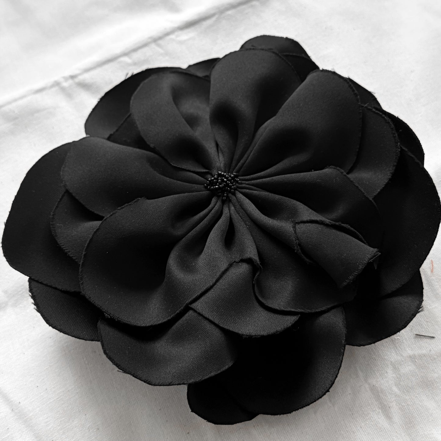 Large Flower – 22 cm - Black