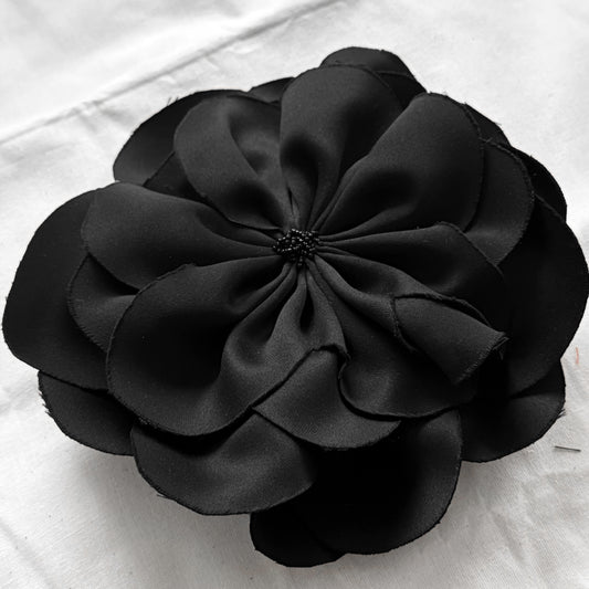 Large Flower – 22 cm - Black